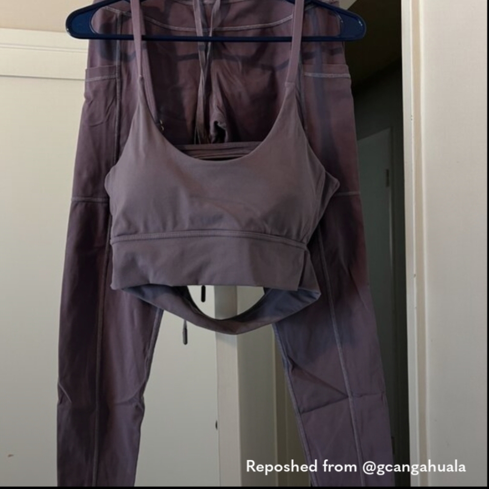 Women's Lavender Sports Bra and Matching Cargo Leggings